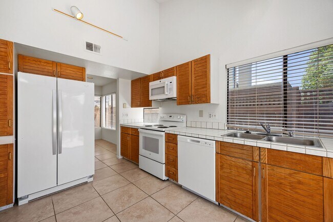Building Photo - Private Back Yard with Expansive View of Tecolote Canyon!