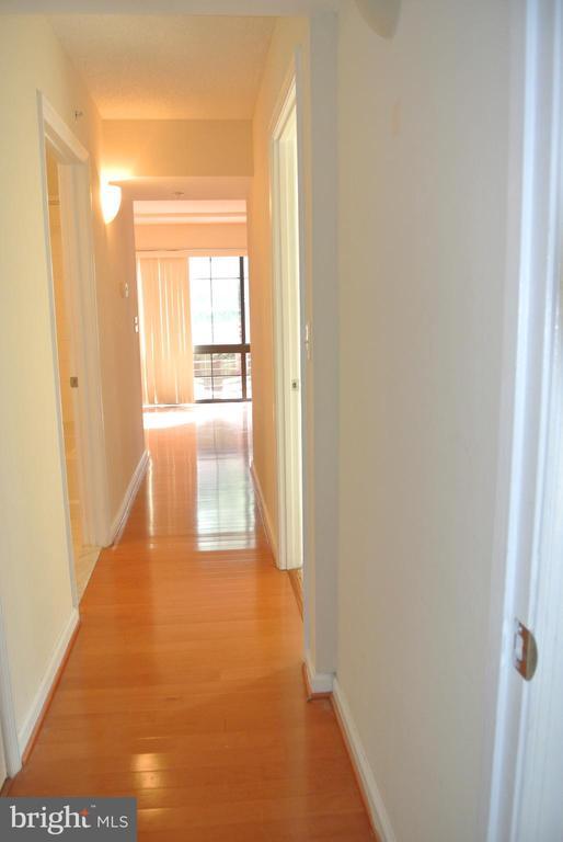 Building Photo - 7923 Eastern Ave NW