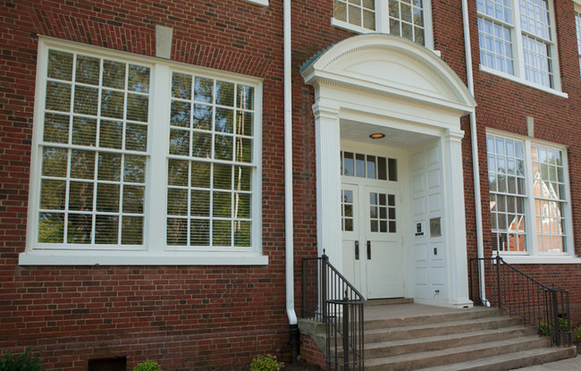 Building Photo - CHATHAM LOFTS