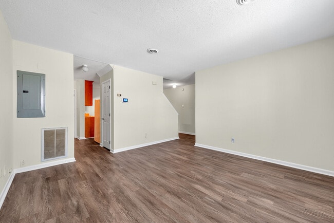 Building Photo - 1154 26th St