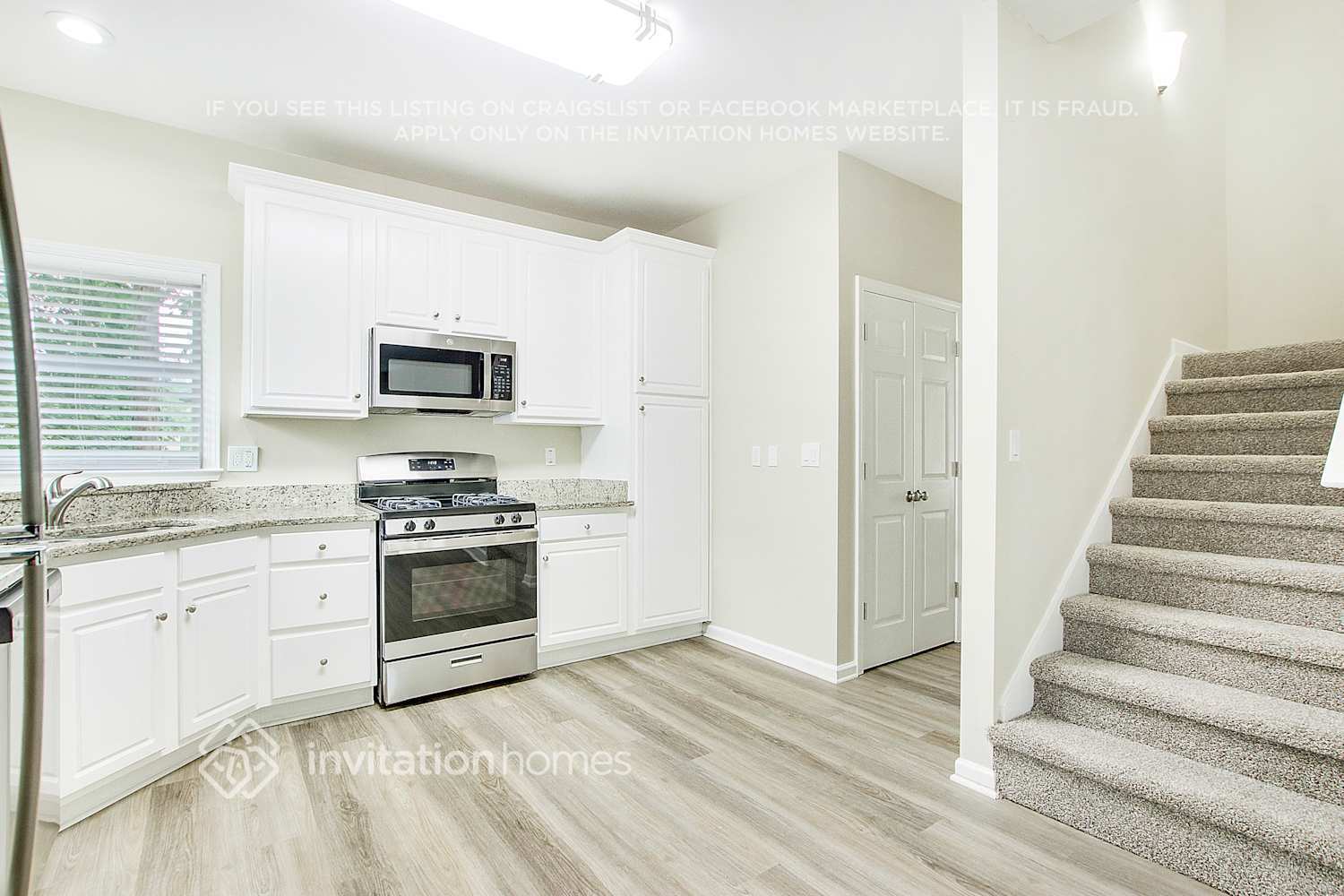 Building Photo - 2613 Jacobean Rd