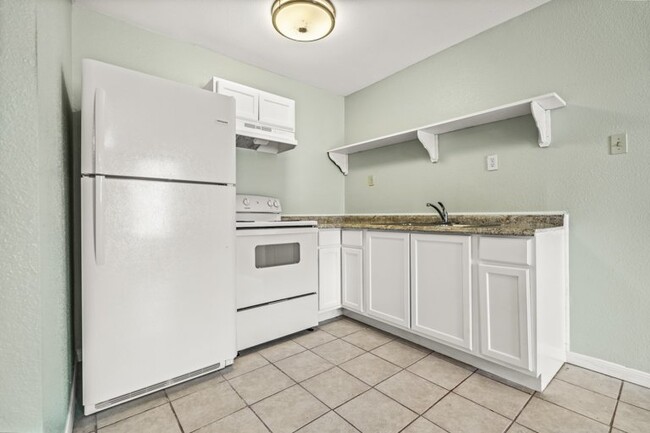 Building Photo - 1519 Schley Ave