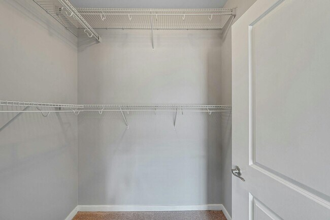 Building Photo - 443 2nd St