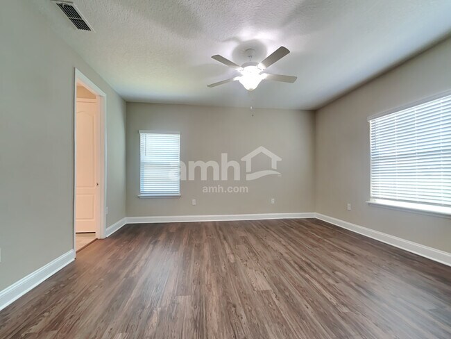 Building Photo - 87 Cobalt Ln