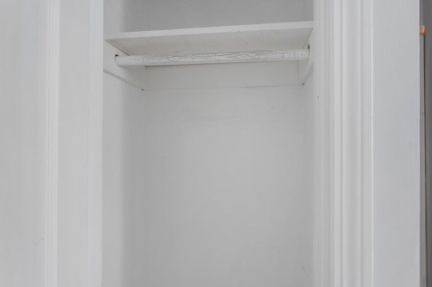 Building Photo - 15 Euston Rd