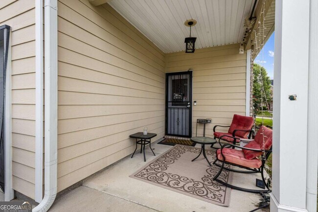 Building Photo - 684 Armitage Way
