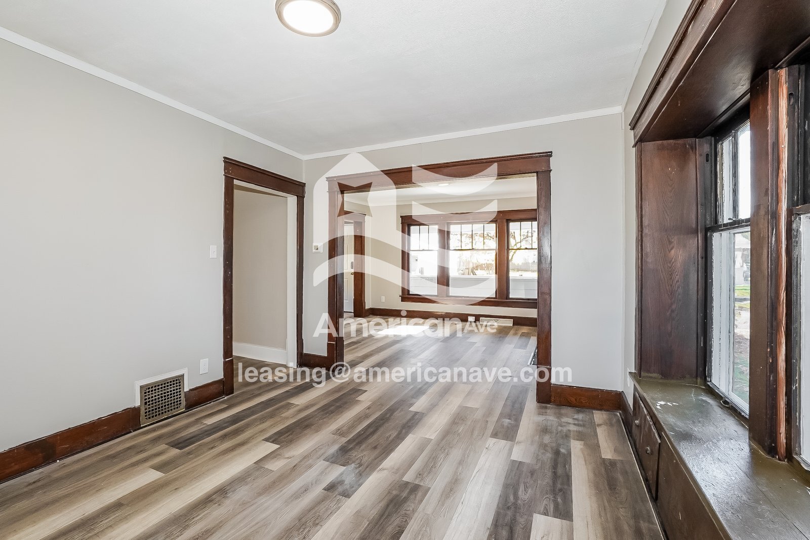 Building Photo - 724 Carlysle St