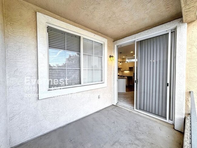 Building Photo - Charming 2-Bedroom Condo in Peaceful Sabre...