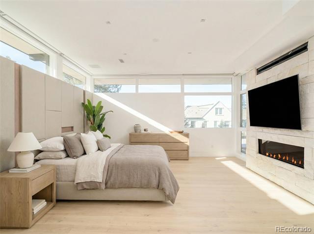 Building Photo - 121 S Dexter St