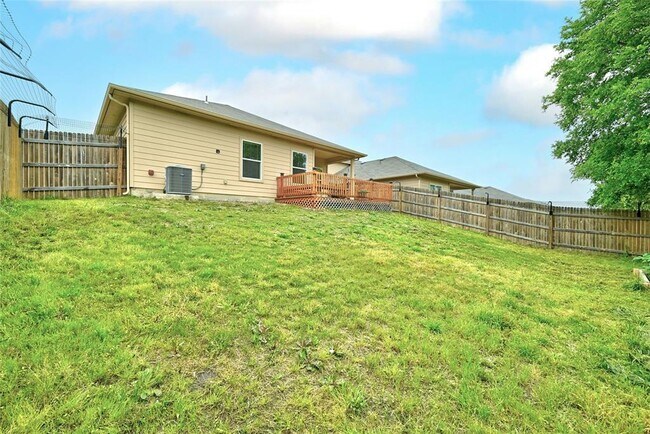 Building Photo - 6301 Wideleaf Dr