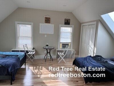 Building Photo - 14 Lincoln Rd