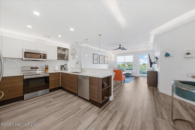 Building Photo - 202 Ivory Coral Ln