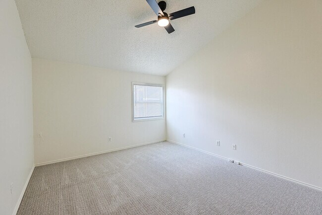 Building Photo - 8308 Albany Ave