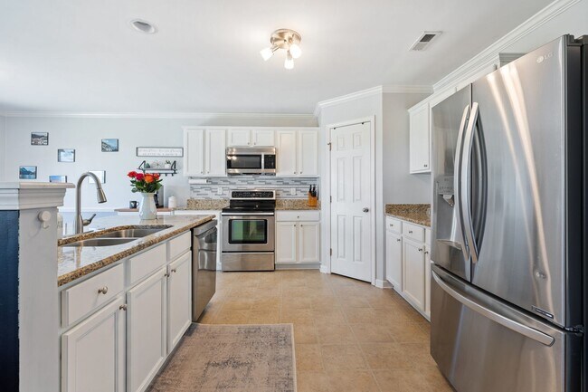 Building Photo - 110 Bray Dr