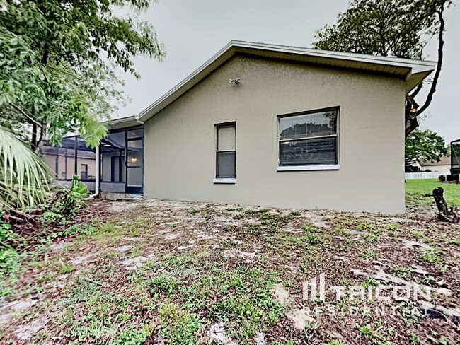 Building Photo - 7352 Cone Shell Dr