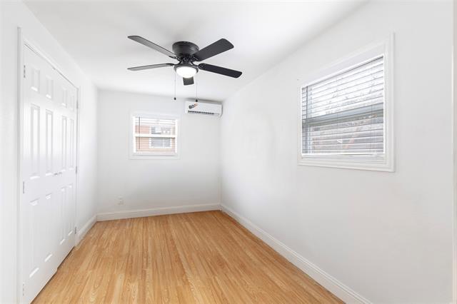 Building Photo - 8633 Westglen Dr