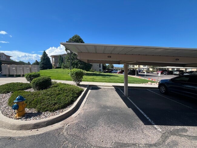 Building Photo - 3040 Mandalay Grv