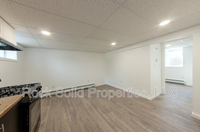 Building Photo - 1301 E 23rd St