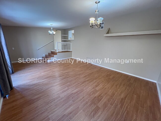 Building Photo - AVAILABLE NOW - Charming Home Just ½ Mile from Downtown Paso Robles - 2 Bed / 1 Bath