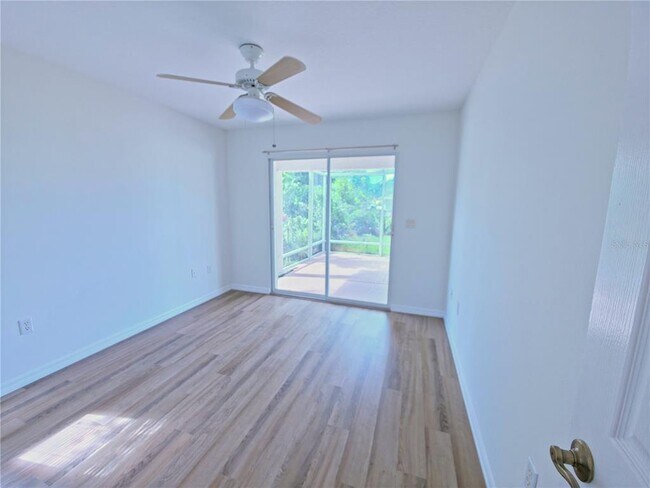 Building Photo - 395 Dorchester Dr