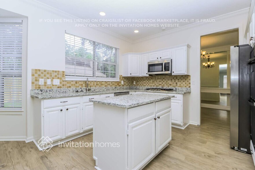 Building Photo - 14 E Trillium Cir
