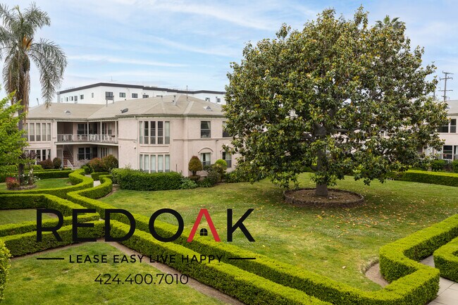 Building Photo - Spacious One Bedroom on Picturesque Ground...
