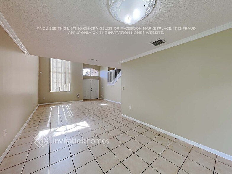 Building Photo - 9069 SW 157th Ct