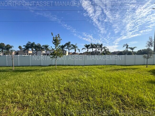 Building Photo - "AUGUST MOVE IN SPECIAL: $500 off on 2nd M...