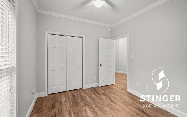 Building Photo - 1606 Columbia Ave