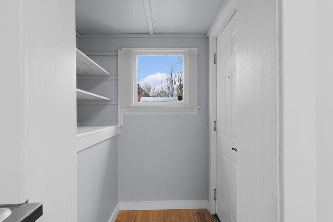 Building Photo - 908 Worden St SE
