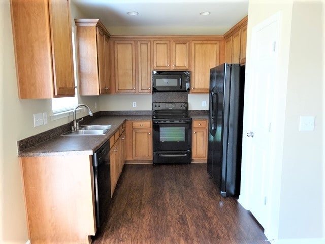 Building Photo - 10810 Traders Ct