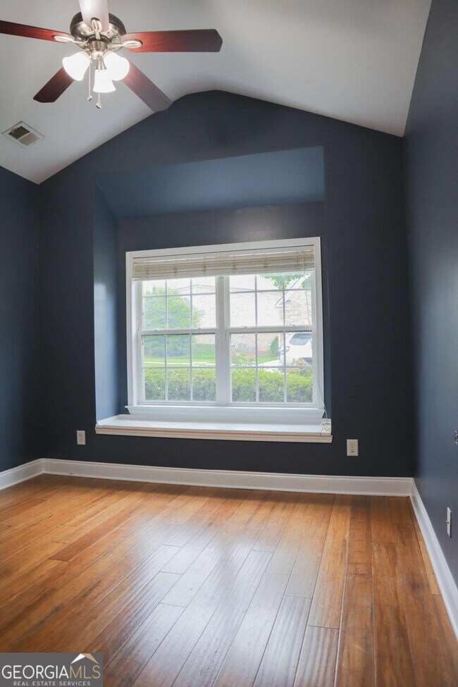 Building Photo - 1526 Lechemin Dr