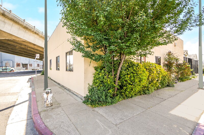 Building Photo - 1092 Calcot Pl