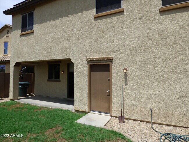 Building Photo - 8623 S 40th Dr