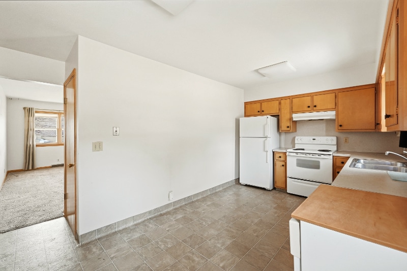 Building Photo - 171 Skyline Dr