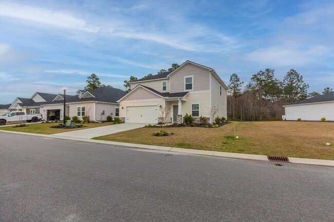 Building Photo - Picture-Perfect New Home in Clear Pond