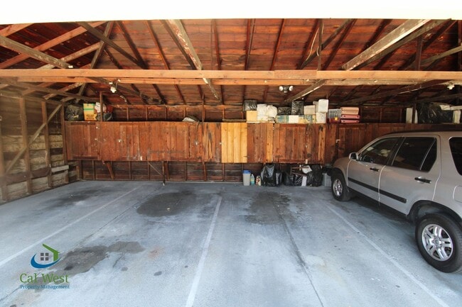 Building Photo - $1995 - 1BD/1BA Quaint and Well Maintained Apartment in Downtown San Jose Near PwC and Oracle