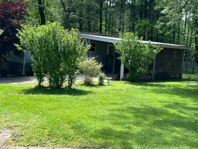 Building Photo - 33 T and E Ln