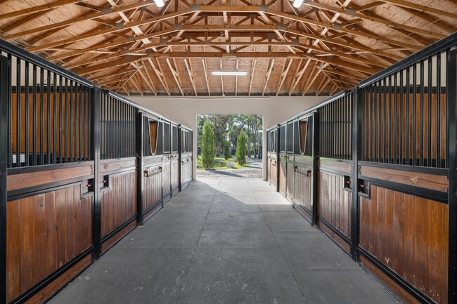 Building Photo - 15161 Collecting Canal Rd