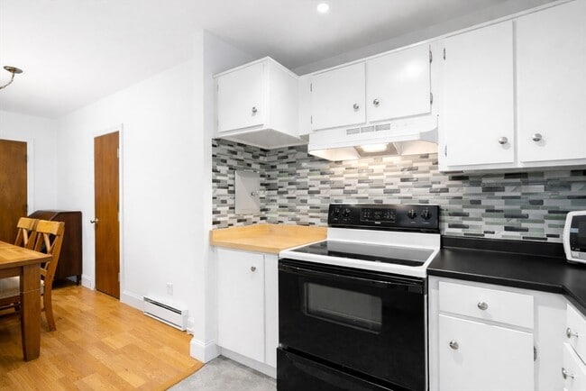 Building Photo - 147 Milk St