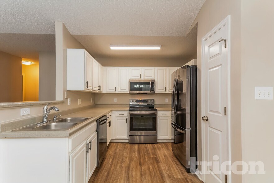 Building Photo - 5516 Wilhagan Ct
