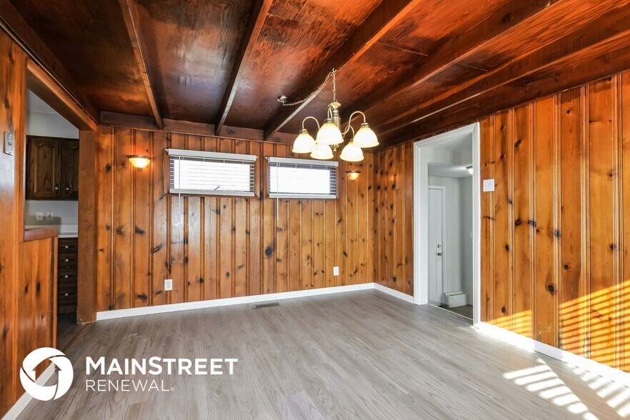 Building Photo - 1319 N Third St