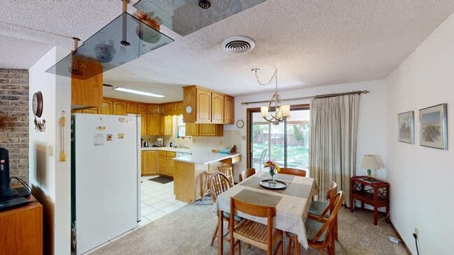 Building Photo - Fully Furnished 3 Bedroom Rental