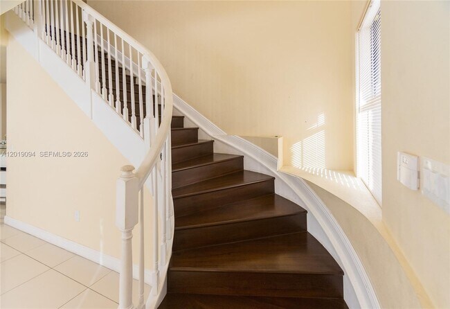 Building Photo - 9965 NW 86th Terrace