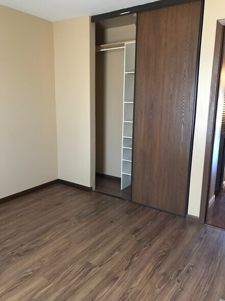 Building Photo - 7010 Newport Dr