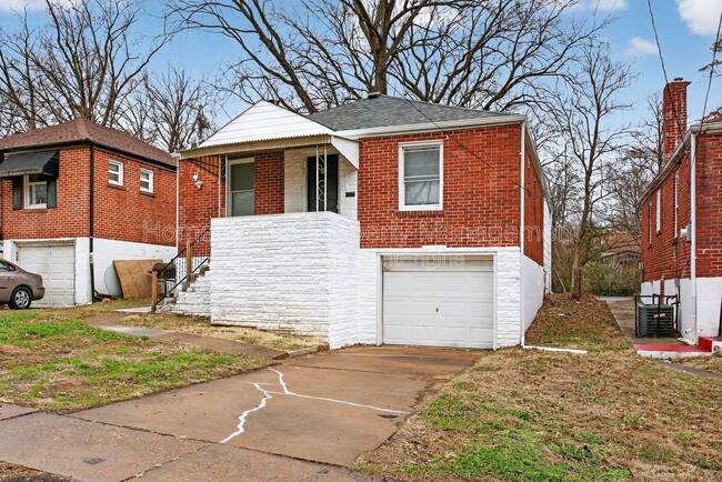 Building Photo - 7137 Garesche Ave