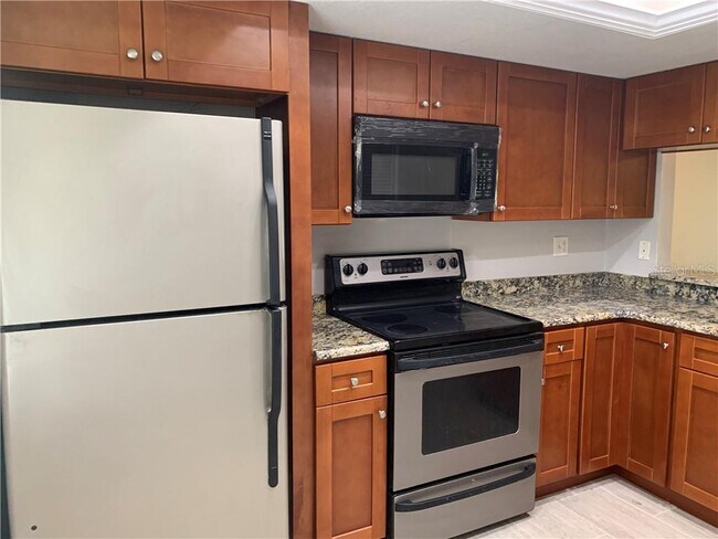 Building Photo - 208 Palmetto Ct