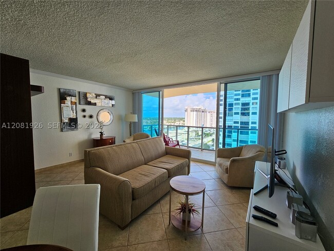 Building Photo - 2501 S Ocean Dr