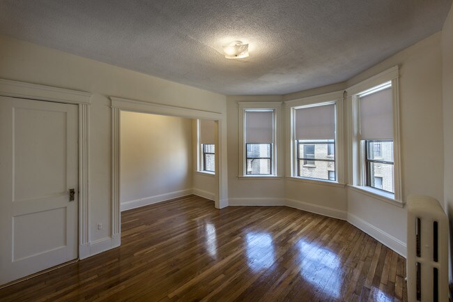 Building Photo - 1144 Commonwealth Ave