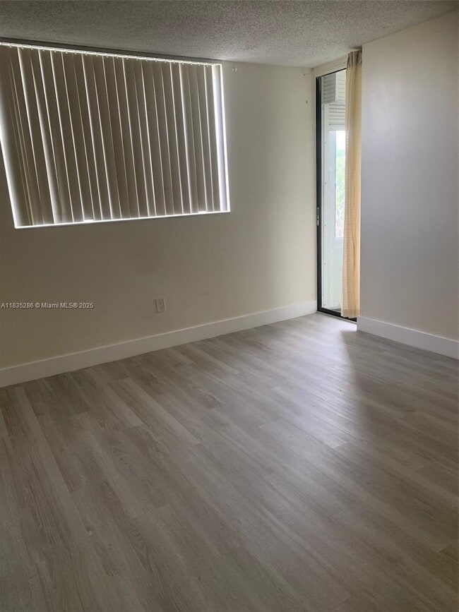Building Photo - 1830 SW 81st Ave